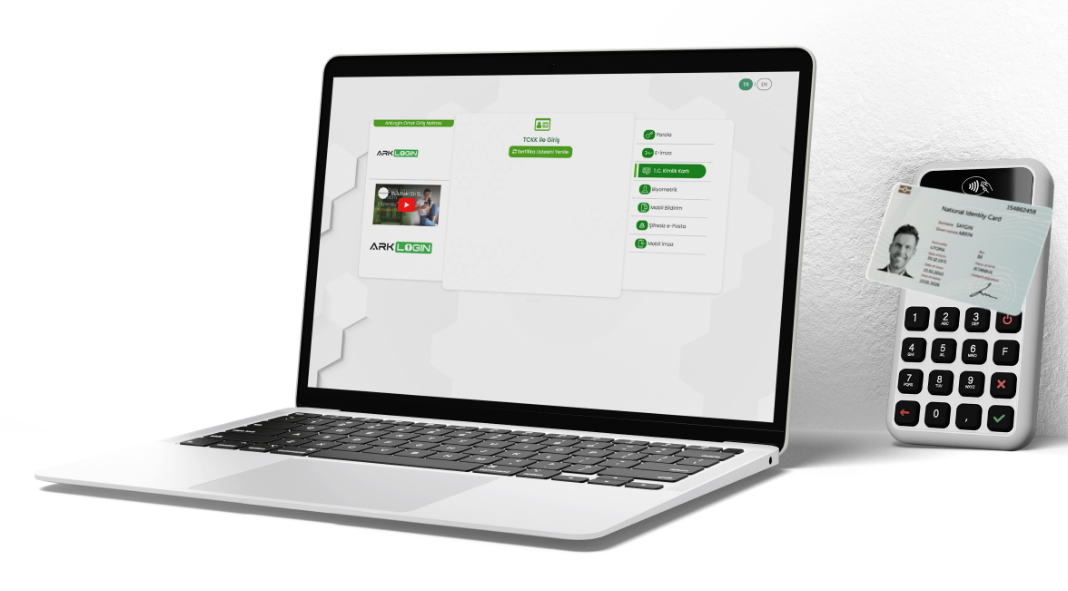 ArkMFA güvenli erişim laptop ve kart okuyucu ekranları
